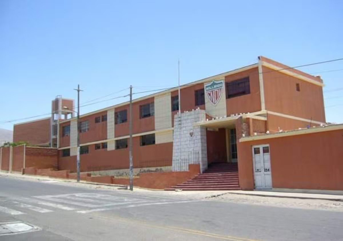 Islay: el 10% de colegios aún no cuenta con saneamiento físico legal