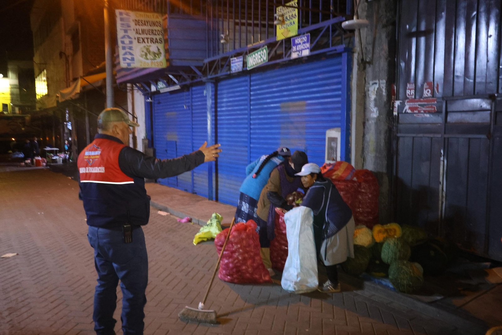 Por Semana Santa más de 60 fiscalizadores y policías municipales controlan comercio ambulatorio en Avelino Cáceres