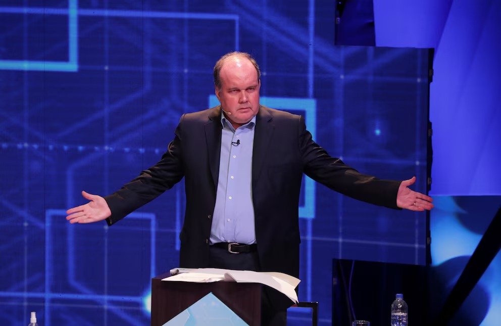 Rafael López Aliaga es rechazado en Puno durante visita de campaña: protestas marcan su llegada a Juliaca