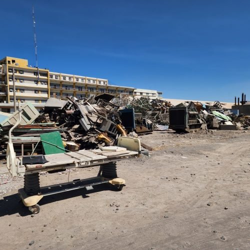 Retiran 10 toneladas de chatarra en el Honorio Delgado para el nuevo IREN Sur.