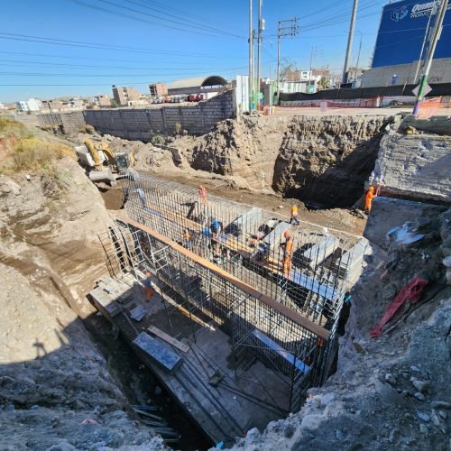 Retraso en puente Gunter preocupa a comerciantes del terminal de Papas