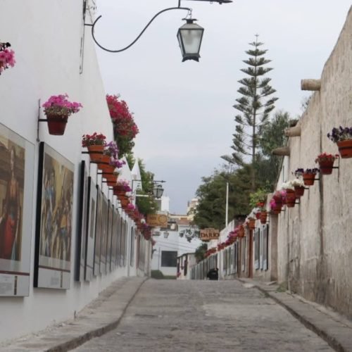 Yanahuara recibe exposición internacional “El Prado en las Calles” con 38 obras maestras