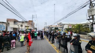 Transportistas informales protestan y exigen autorización para operar fuera del SIT