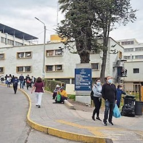 Huelga médica indefinida reduce atención en hospitales y centros de salud de Arequipa