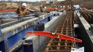 MEF alerta que más de 12,500 obras públicas no tienen presupuesto para concluirse