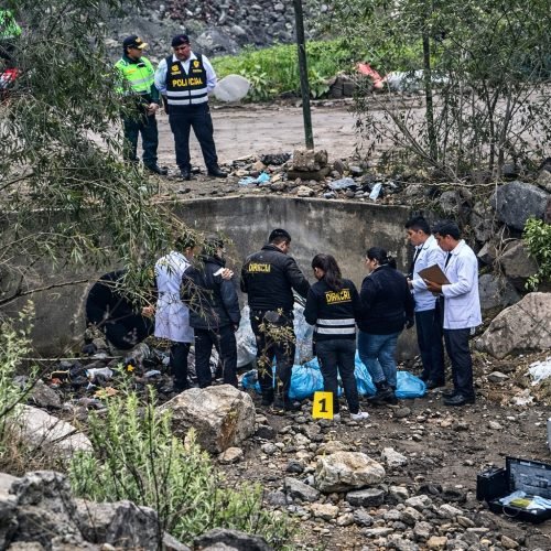 Hallan cuerpo seccionado dentro de costales en quebrada de Chiguata