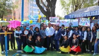 Bustamante conmemora Día Mundial del Síndrome de Down con pasacalle inclusivo