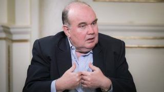 Elecciones 2026: Rafael López Aliaga se basa en encuesta falsa para afirmar que ganará en primera vuelta