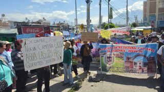 Vecinos de Umapalca exigen medidores individuales a Sedapar tras cobros abusivos por S/ 16 mil