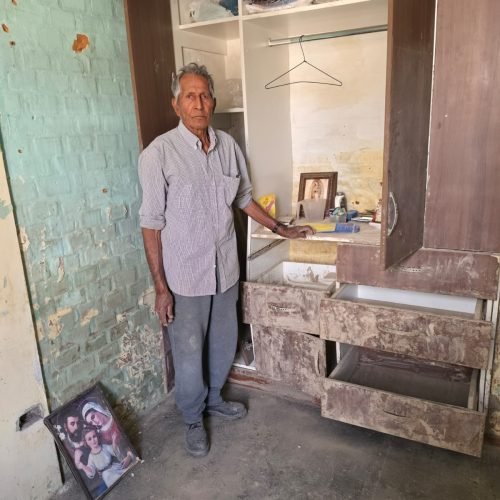 Desborde de torrentera divide familias en Flora Tristán