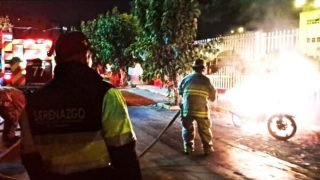 Vecinos exigen mayor seguridad tras quema de motocicleta en J. L. B. y R.